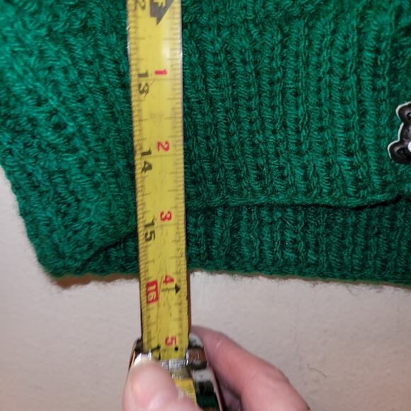 Vtg Hand Knit Green With Cute Puppy Buttons Kids Cardigan Sweater 4T? Hommade - Picture 6 of 7